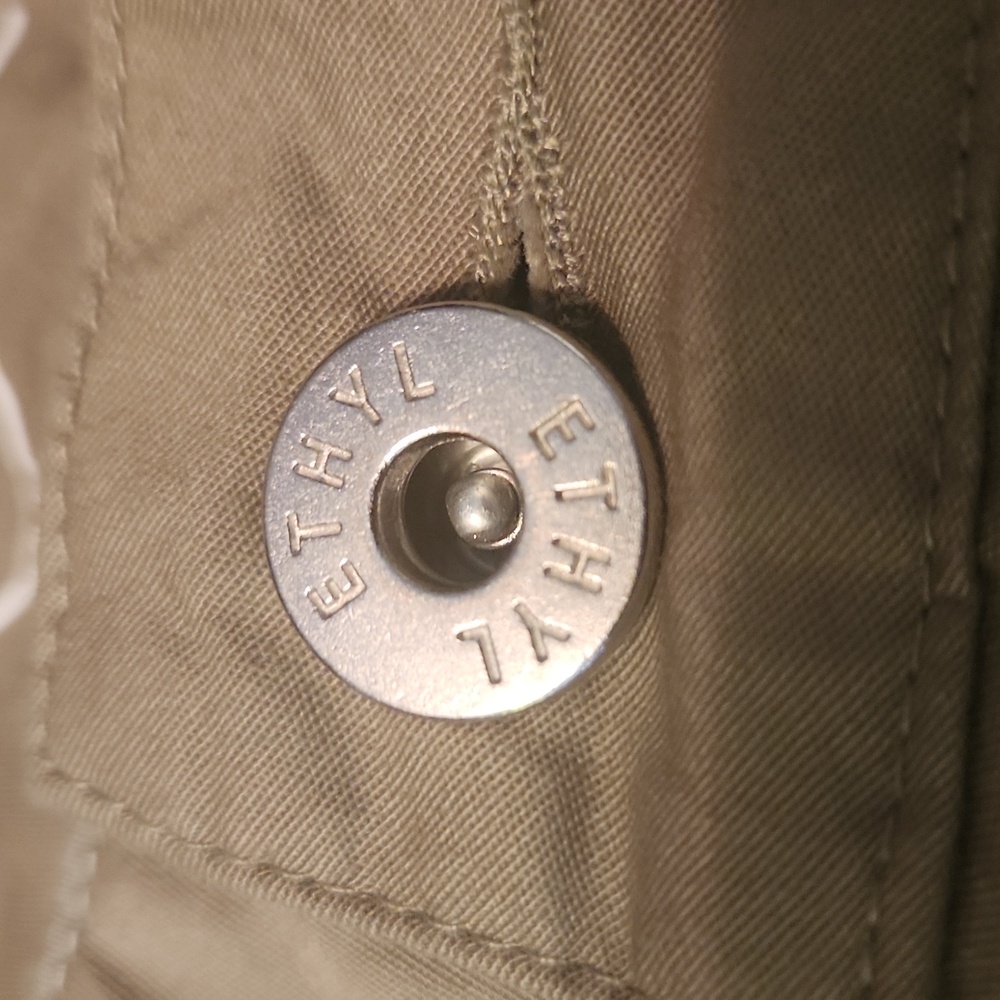 Ethyl Clothing Capris - Size 8 - Picture 4 of 12